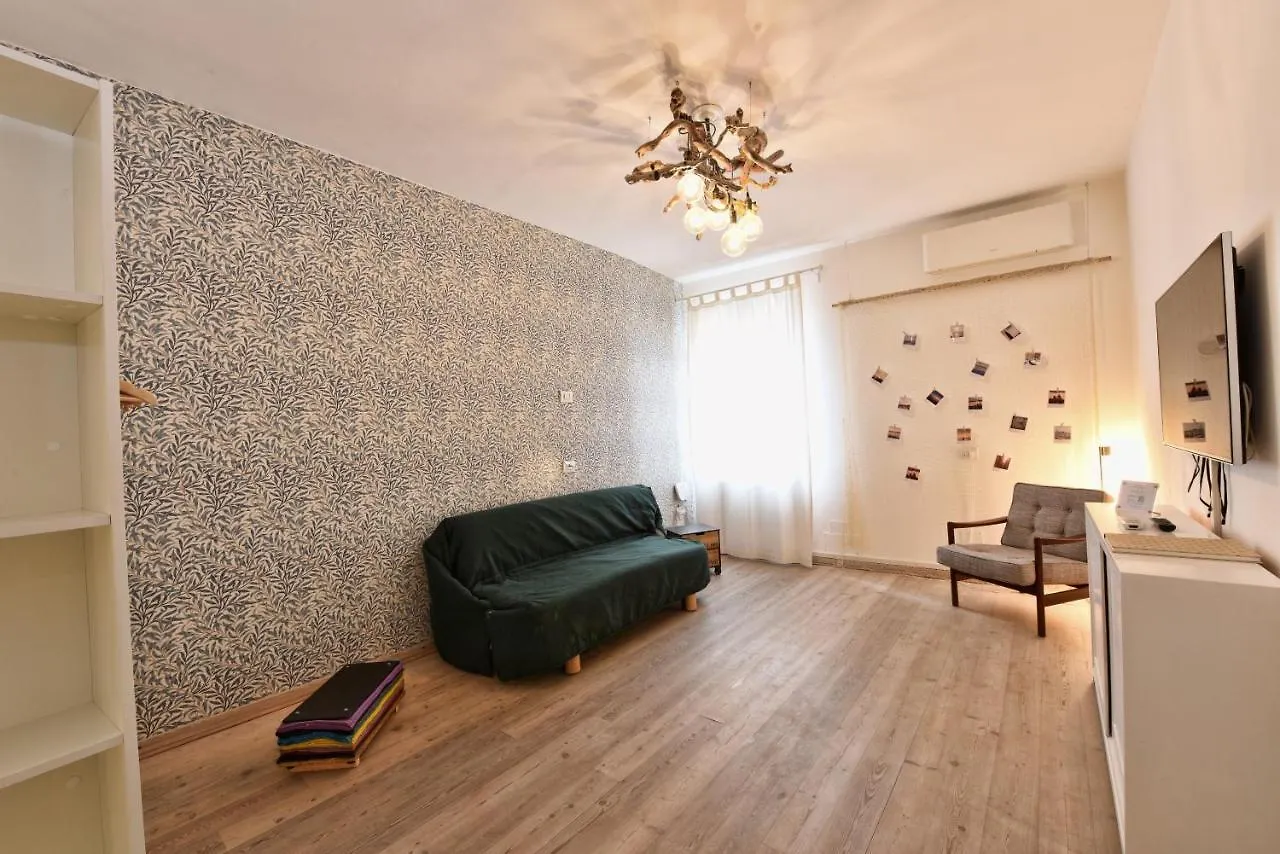 Al Piano - Home Away From Home Venice Italy