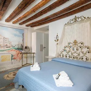  Apartment S. Maurizio - Italy